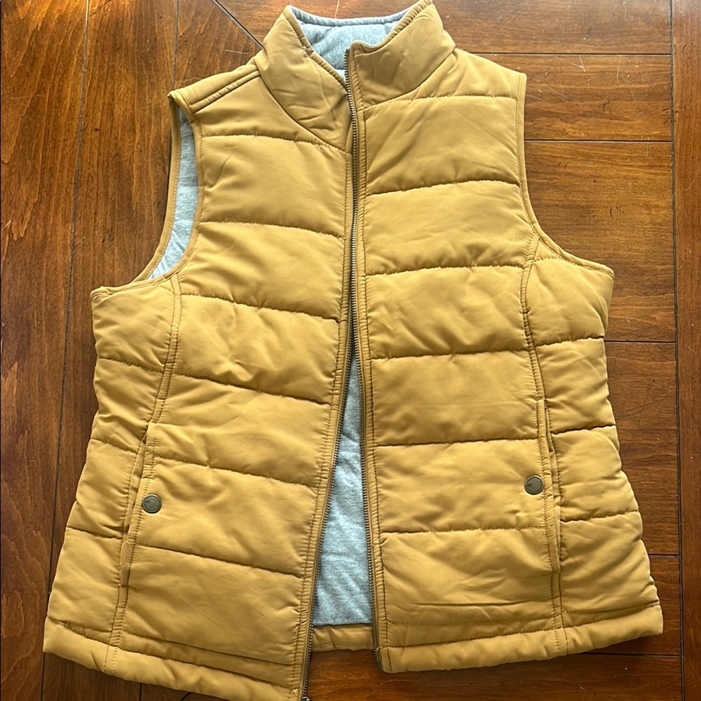 Natural Reflection Quilted Vest Small